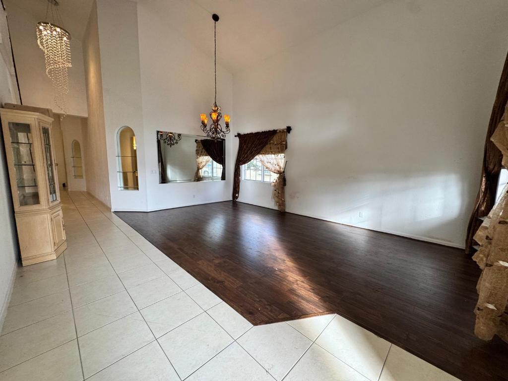 MARTINS CROSSING - Residential Lease