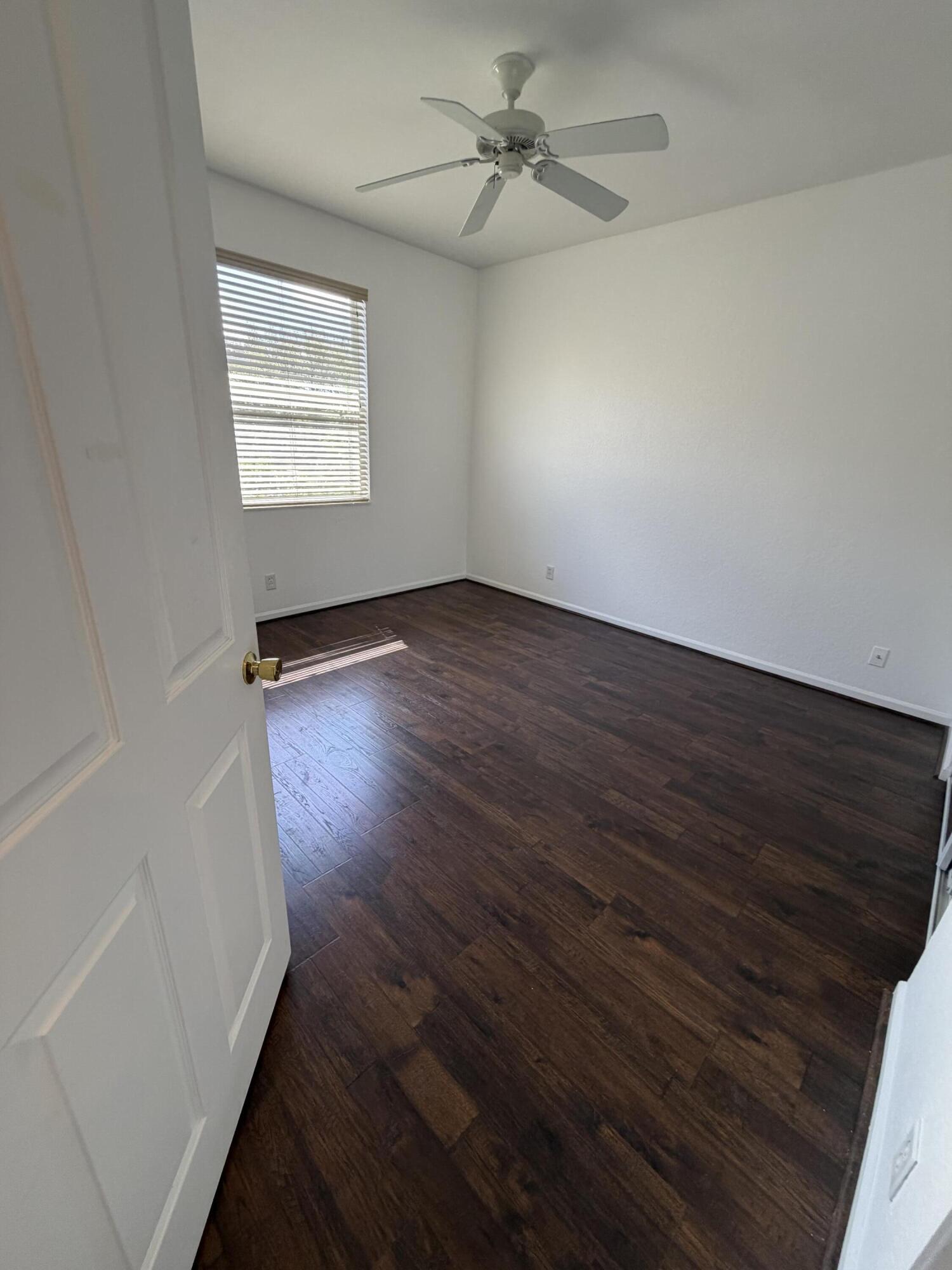 MARTINS CROSSING - Residential Lease