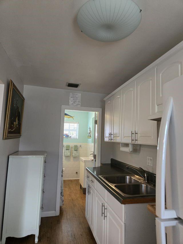 Hollywood Park 4-19 B - Residential Income