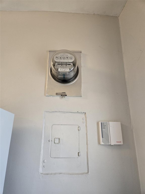 Hollywood Park 4-19 B - Residential Income