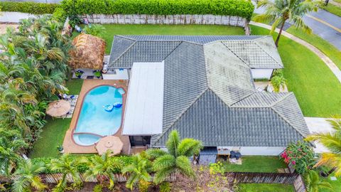 Tiny photo for 9680 NW 10th Court, Plantation, FL 33322 (MLS # F10545045)