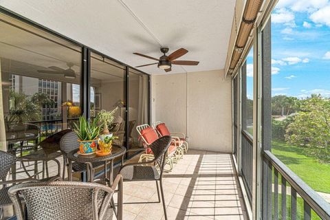 A home in Deerfield Beach