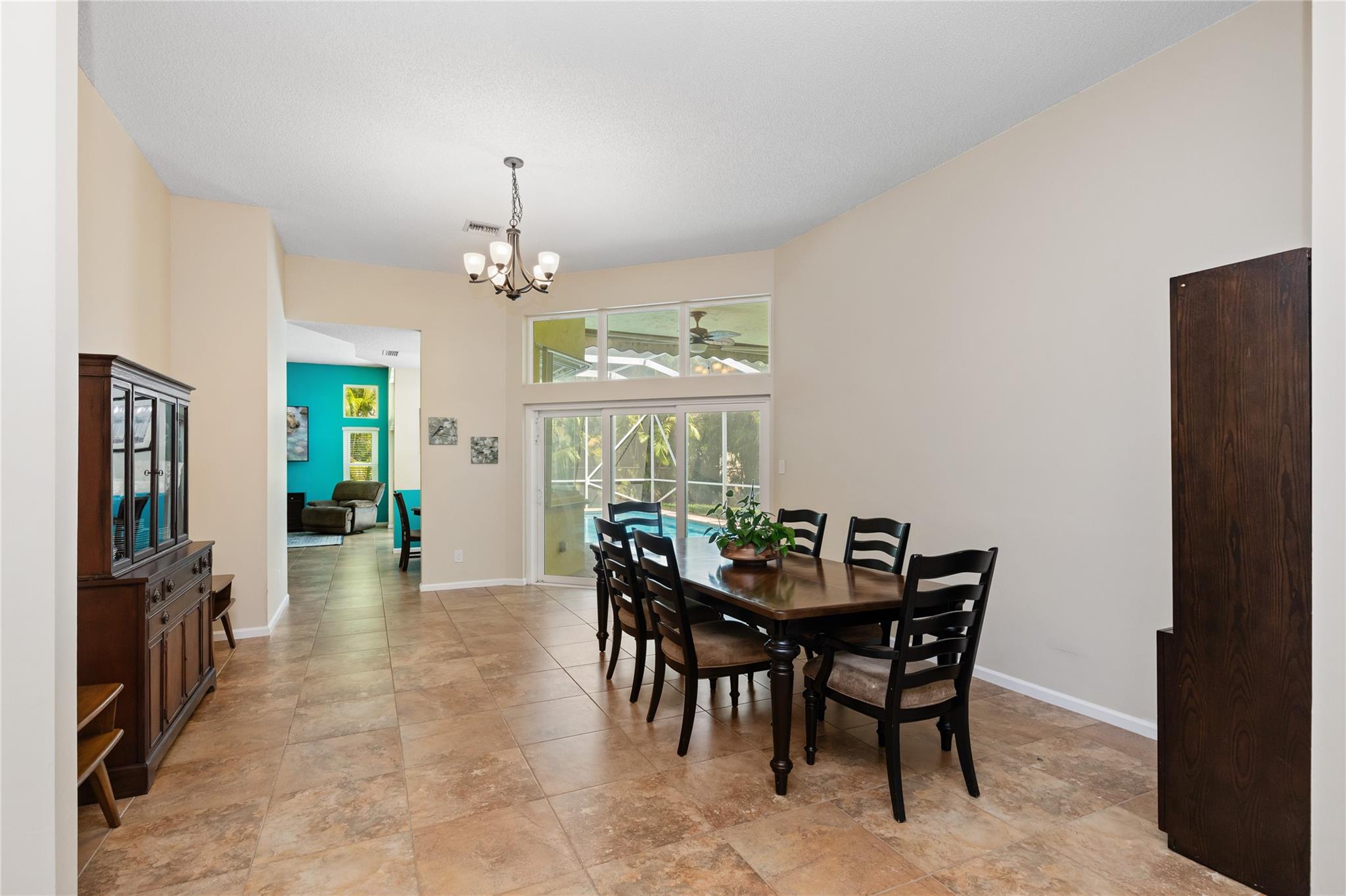 5815 NW 96th Dr