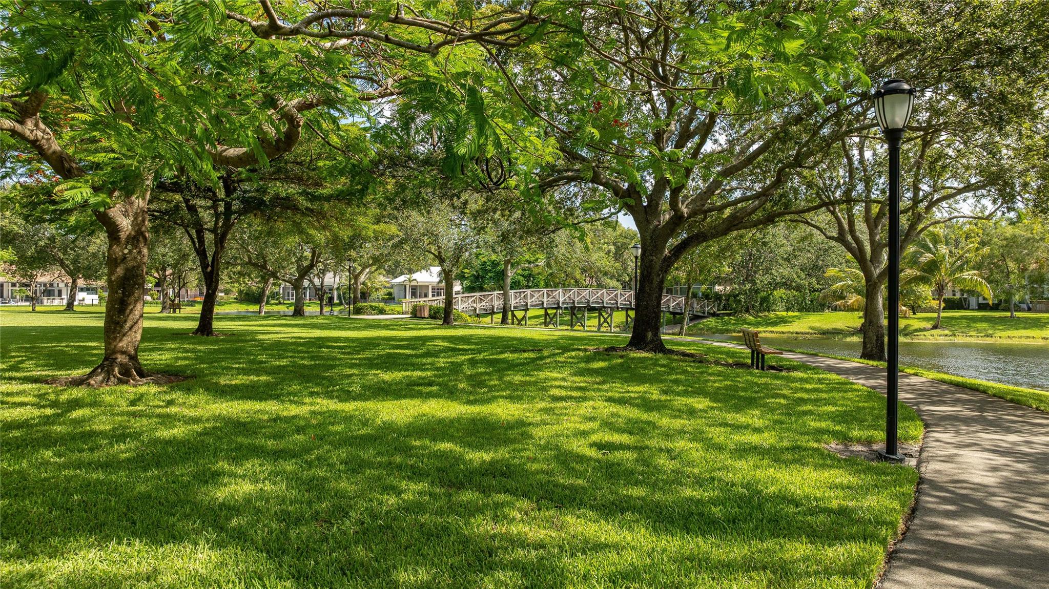 THE LANDINGS OF PARKLAND - Residential