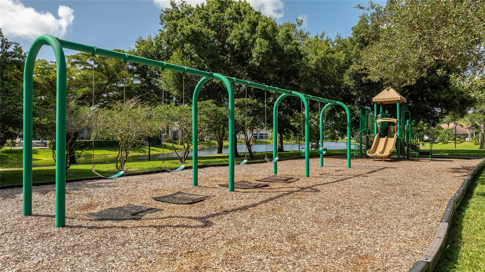 THE LANDINGS OF PARKLAND - Residential