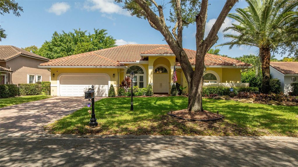 Photo of 5815 NW 96th Dr, Parkland, FL 33076 (MLS # F10518423)