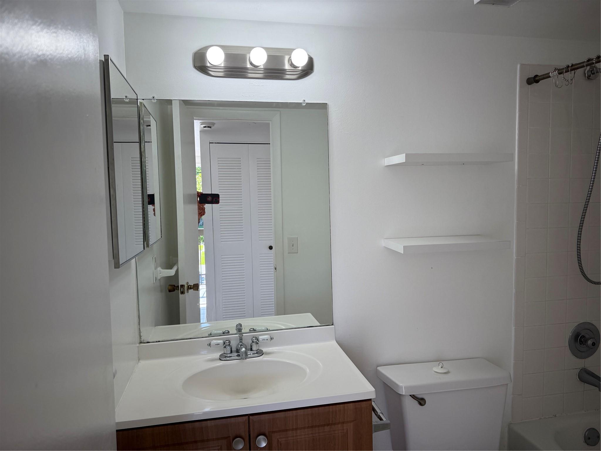 Winding Lake Two At Welle - Residential Lease