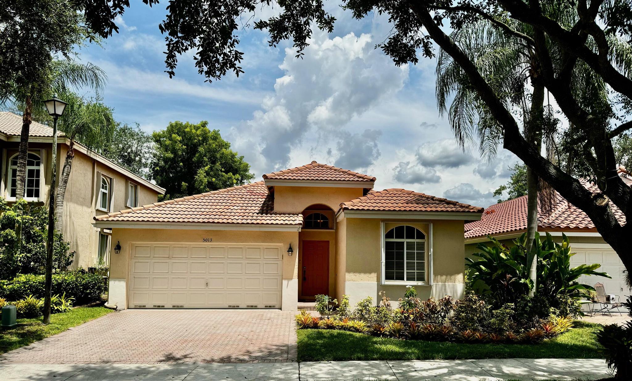 Freshly Painted and nicely renovated 3/2 Single Family home located in Gorgeous Regency Lakes Gated Community. Prospective tenant must have 680+ Credit and be able to show income to prove 3 times the rent for the house hold and 3 months in reserves (Bank Acct). Internet and ADT included as per HOA. Brand New Ac unit. Call for showing today.