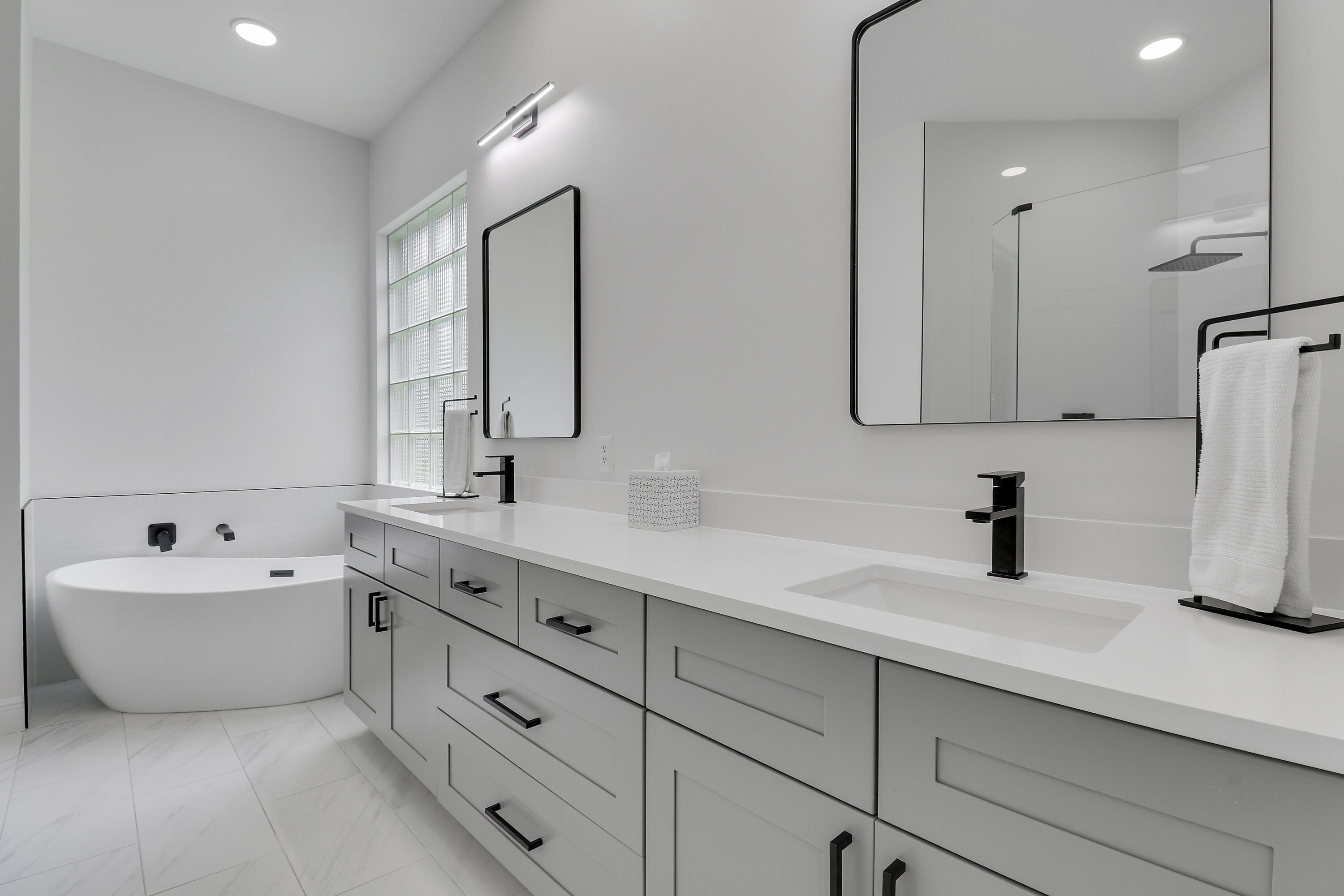 TOMPSON POINT PUD AT PGA VILLAGE - Residential