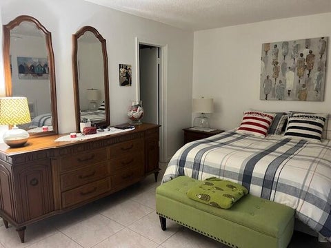 Tiny photo for 300 WINDSOR M #M, West Palm Beach, FL 33417 (MLS # B26089475)