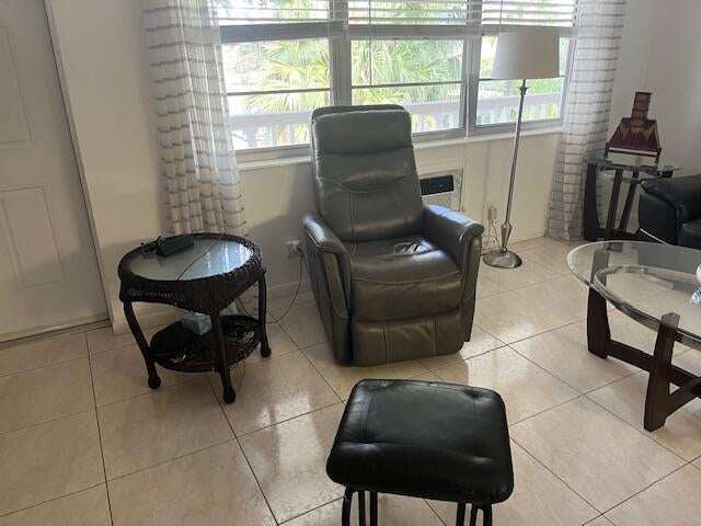 Photo of 300 WINDSOR M #M, West Palm Beach, FL 33417 (MLS # B26089475)