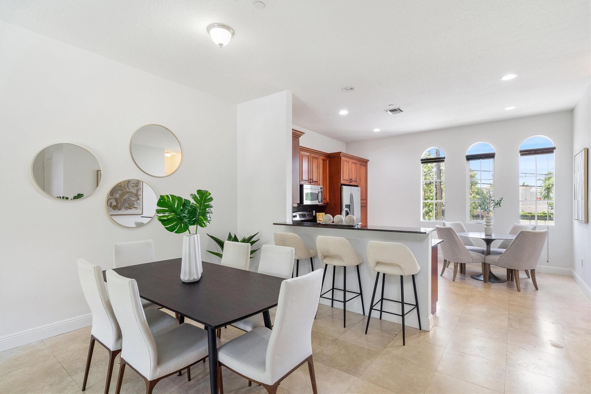 506 SE 7th St 304