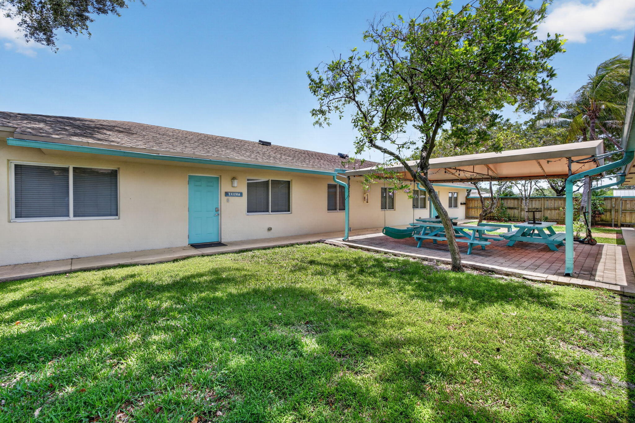 Croissant Park - Residential Income