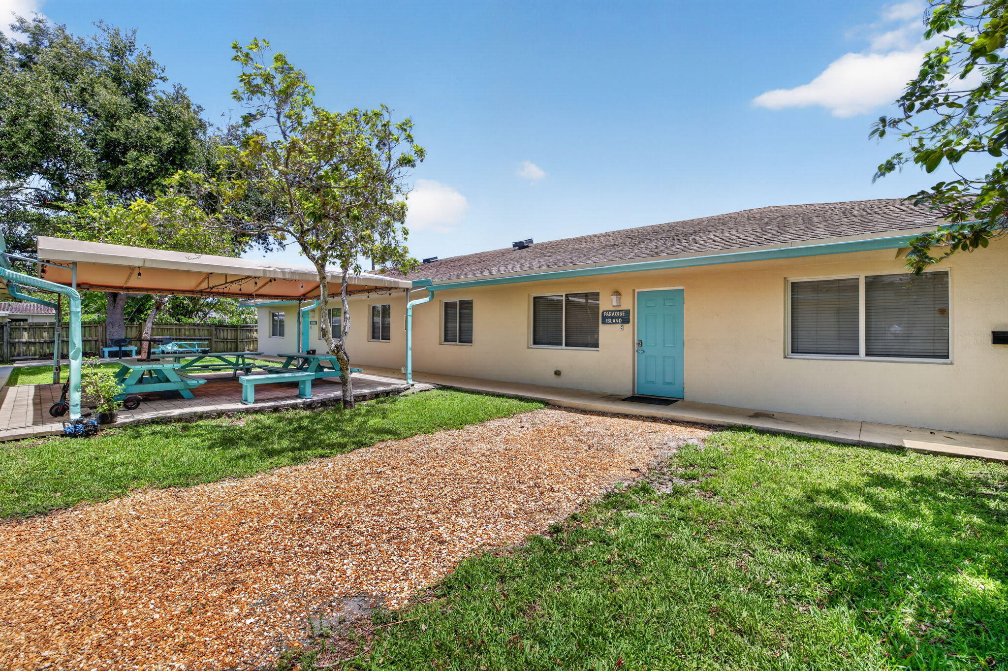 301 SW 16th Street