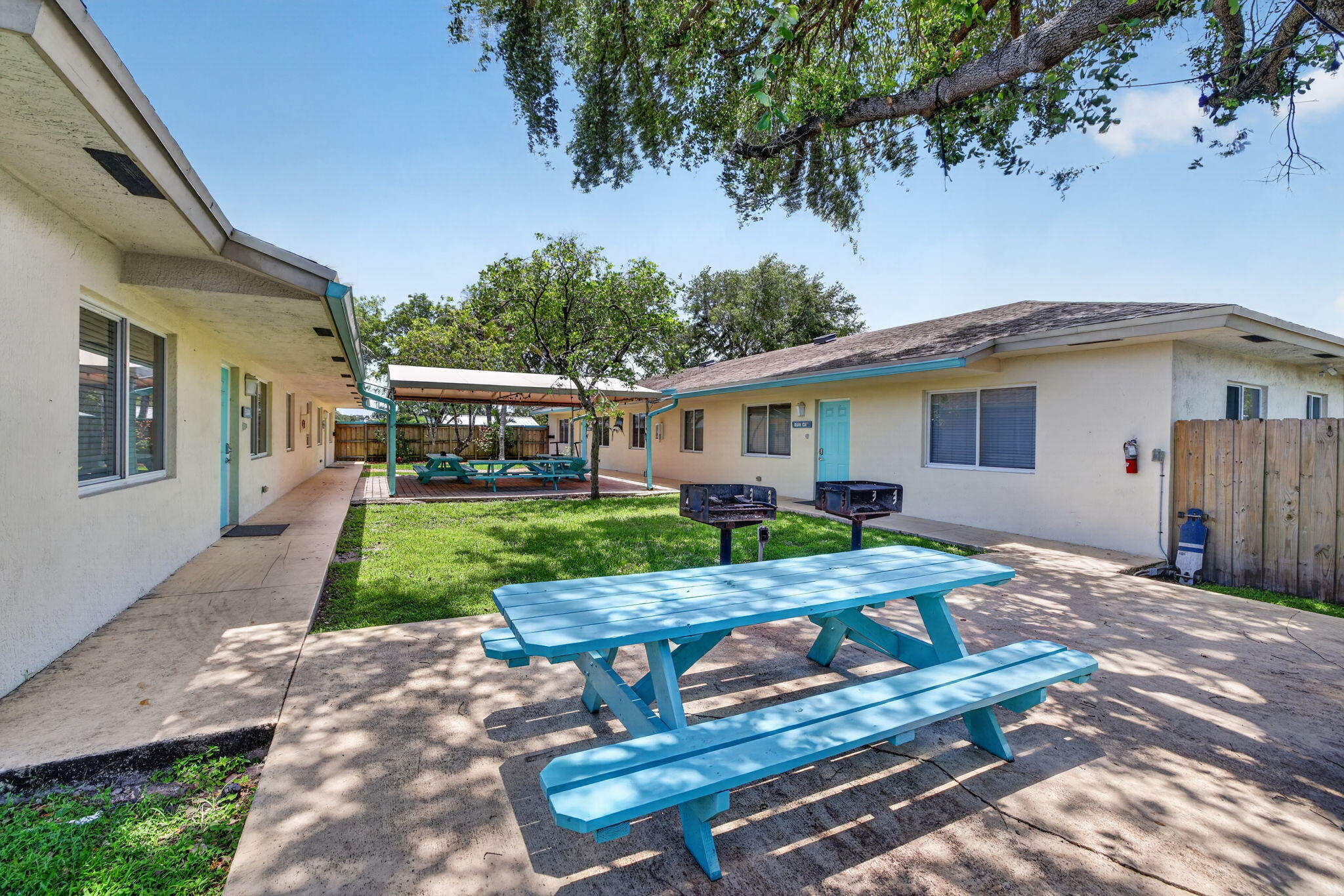 Croissant Park - Residential Income