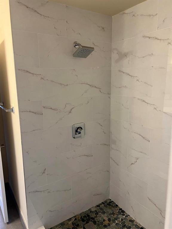 TIERRA VERDE - Residential Lease