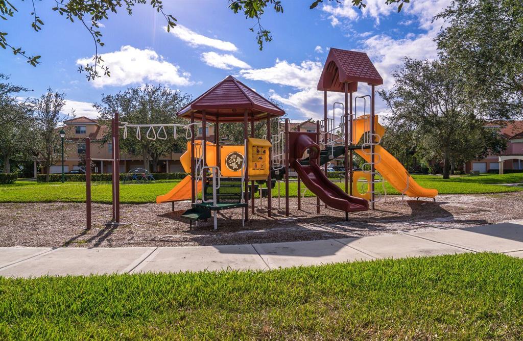 TIERRA VERDE - Residential Lease