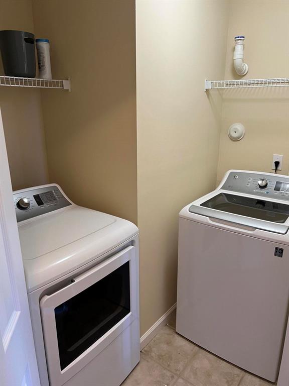 TIERRA VERDE - Residential Lease