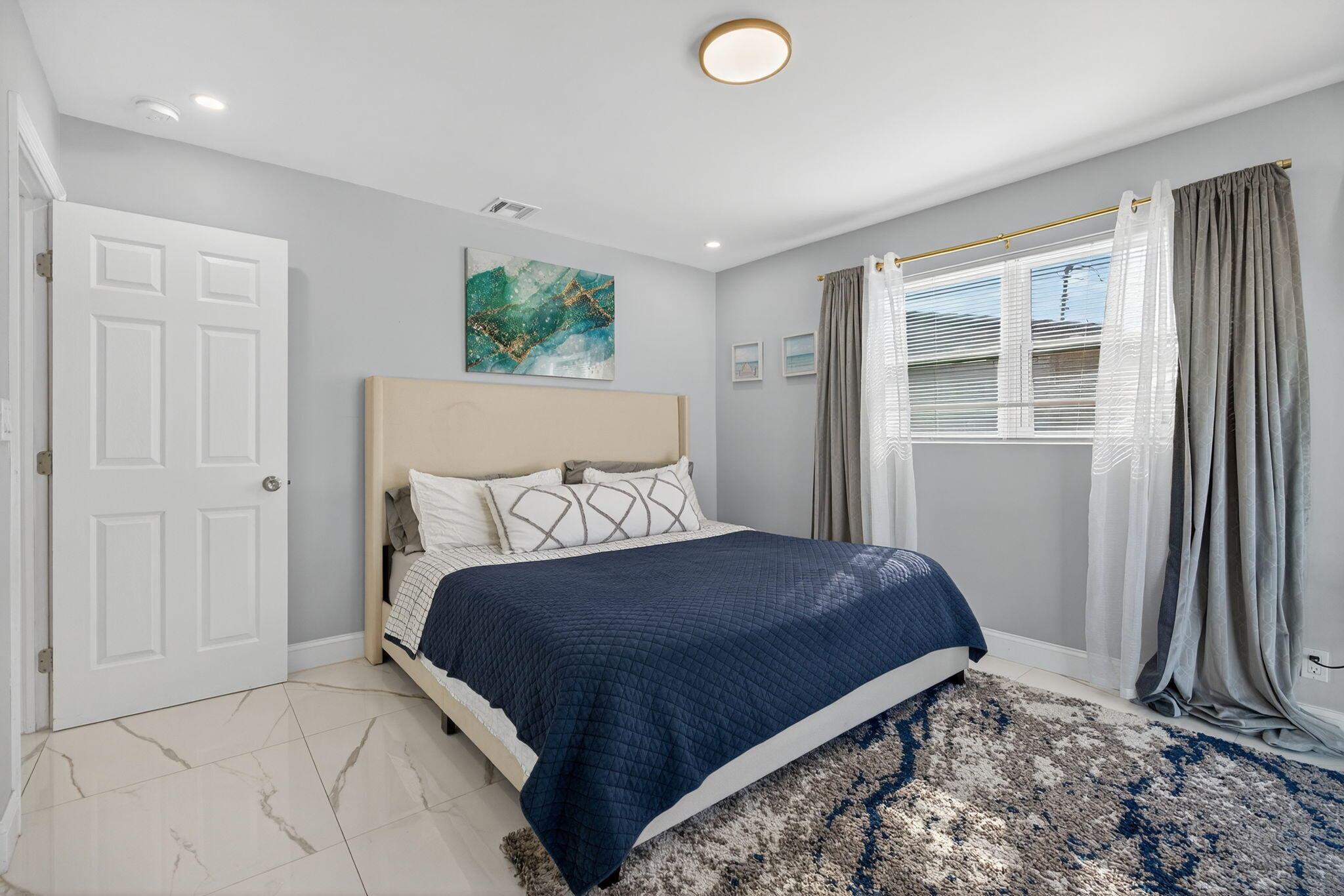 PALM BEACH GARDENS ESTATE - Residential