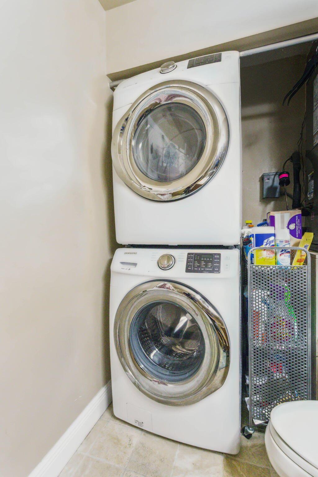 CROSSINGS OF BOYNTON BEACH CONDO - Residential