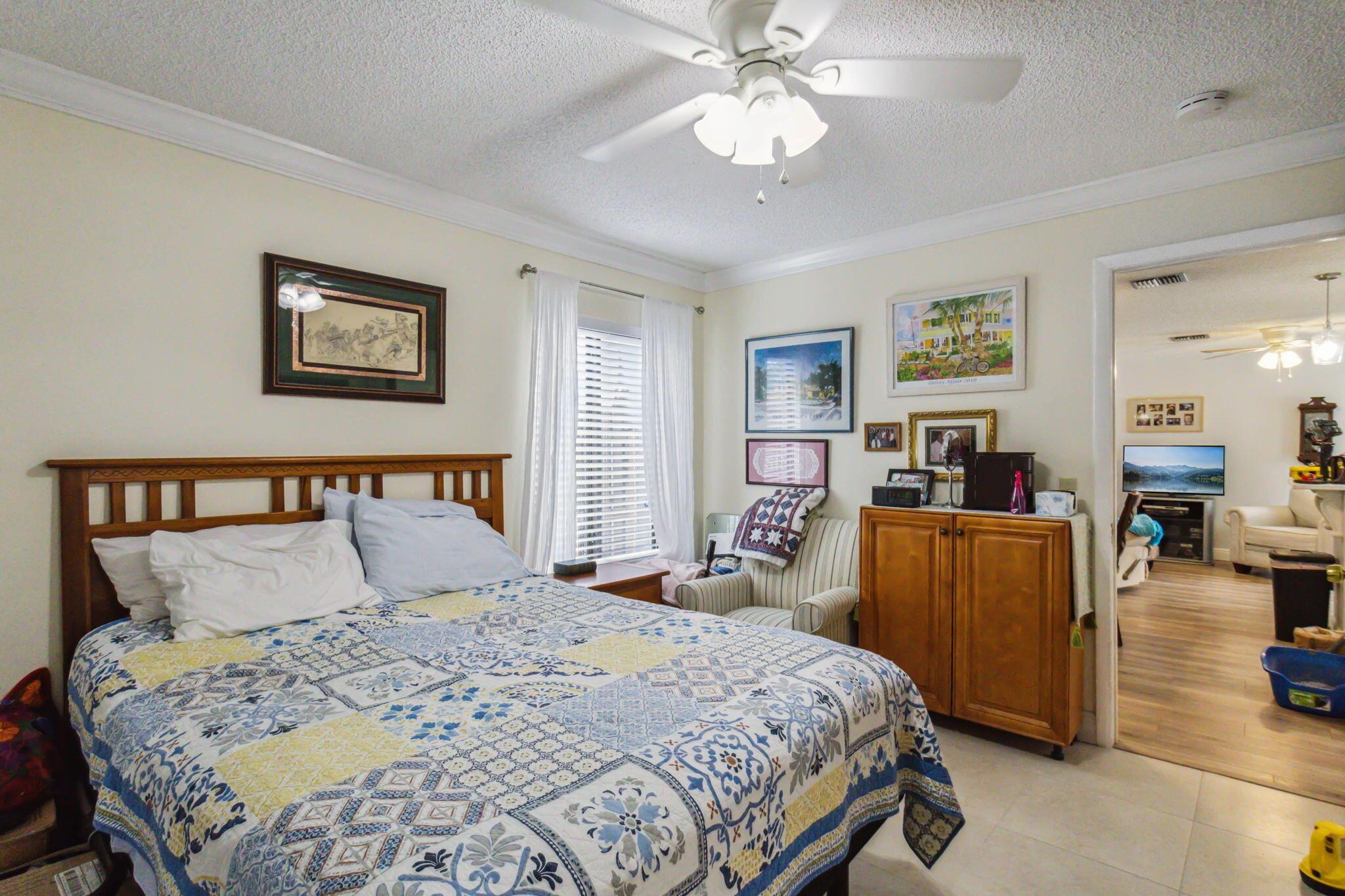 CROSSINGS OF BOYNTON BEACH CONDO - Residential