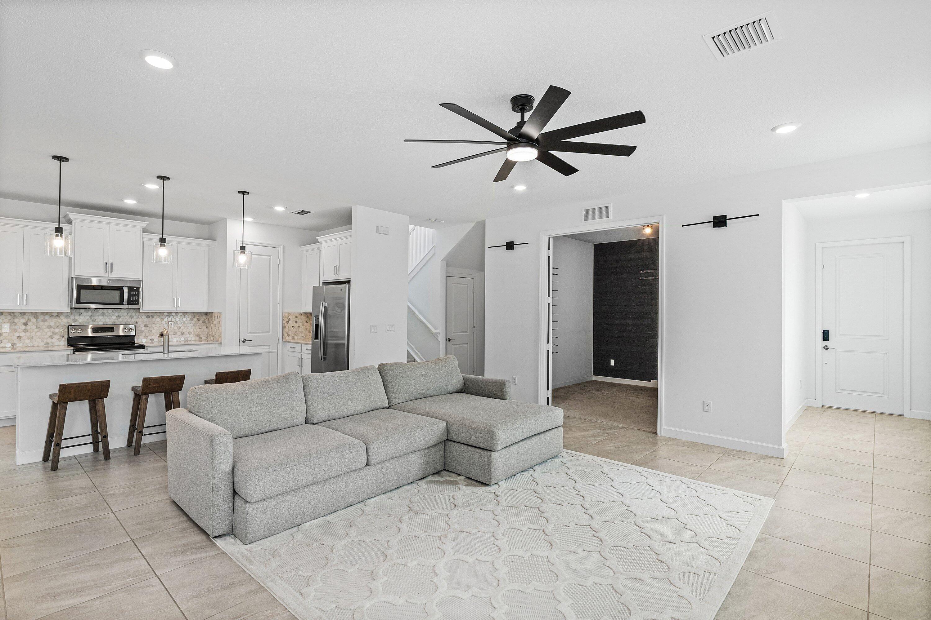 2659 Country Lake Trail