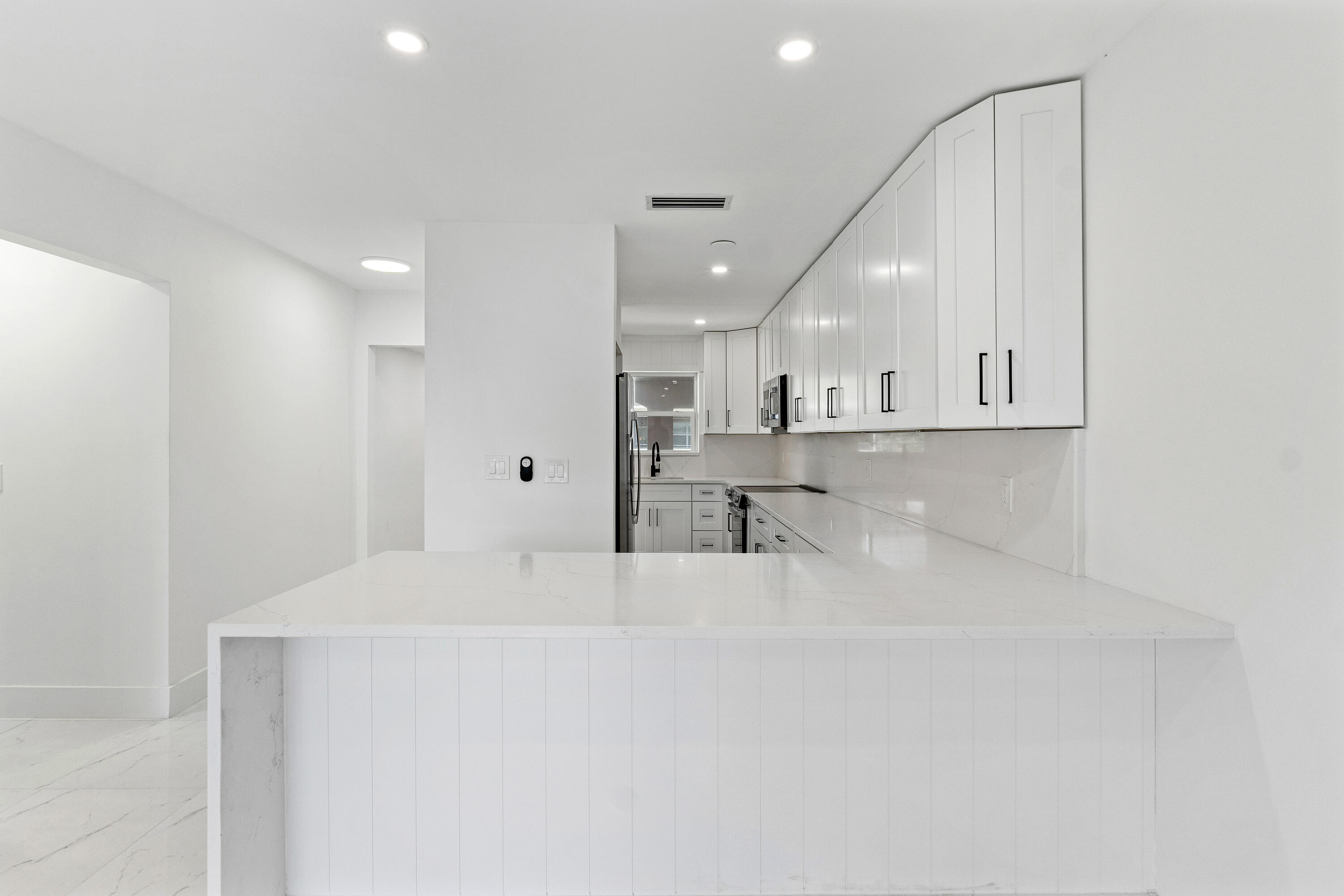 BOCA GRANADA CENTRO CONDO - Residential Lease