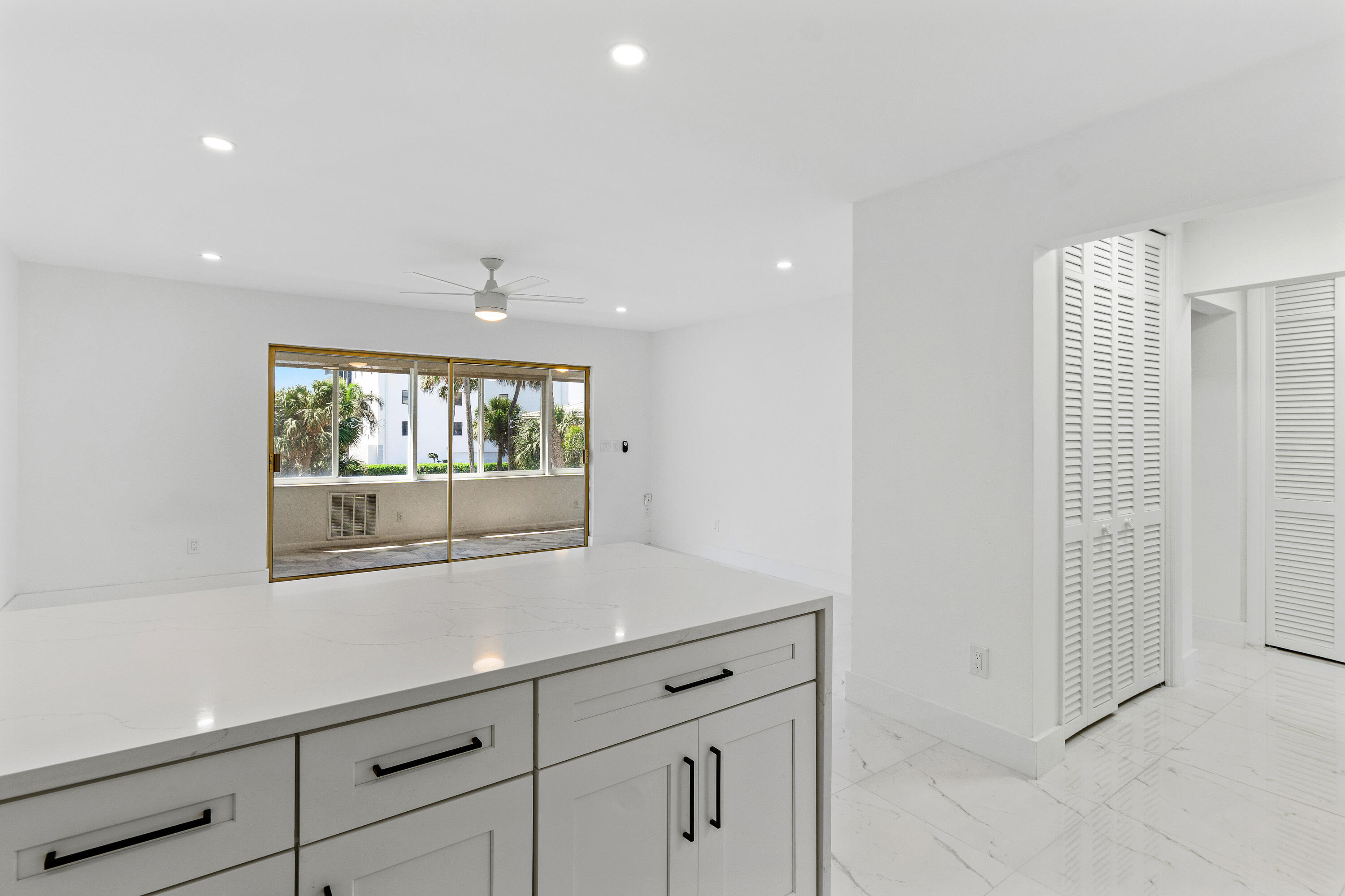 BOCA GRANADA CENTRO CONDO - Residential Lease