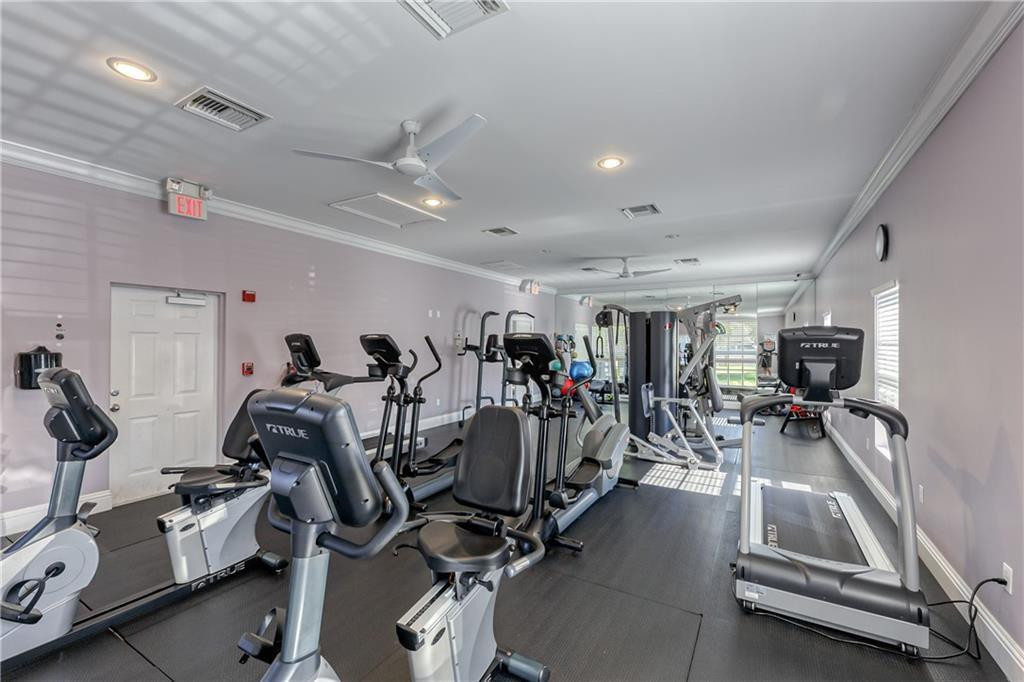 BAY COLONY CLUB - Residential