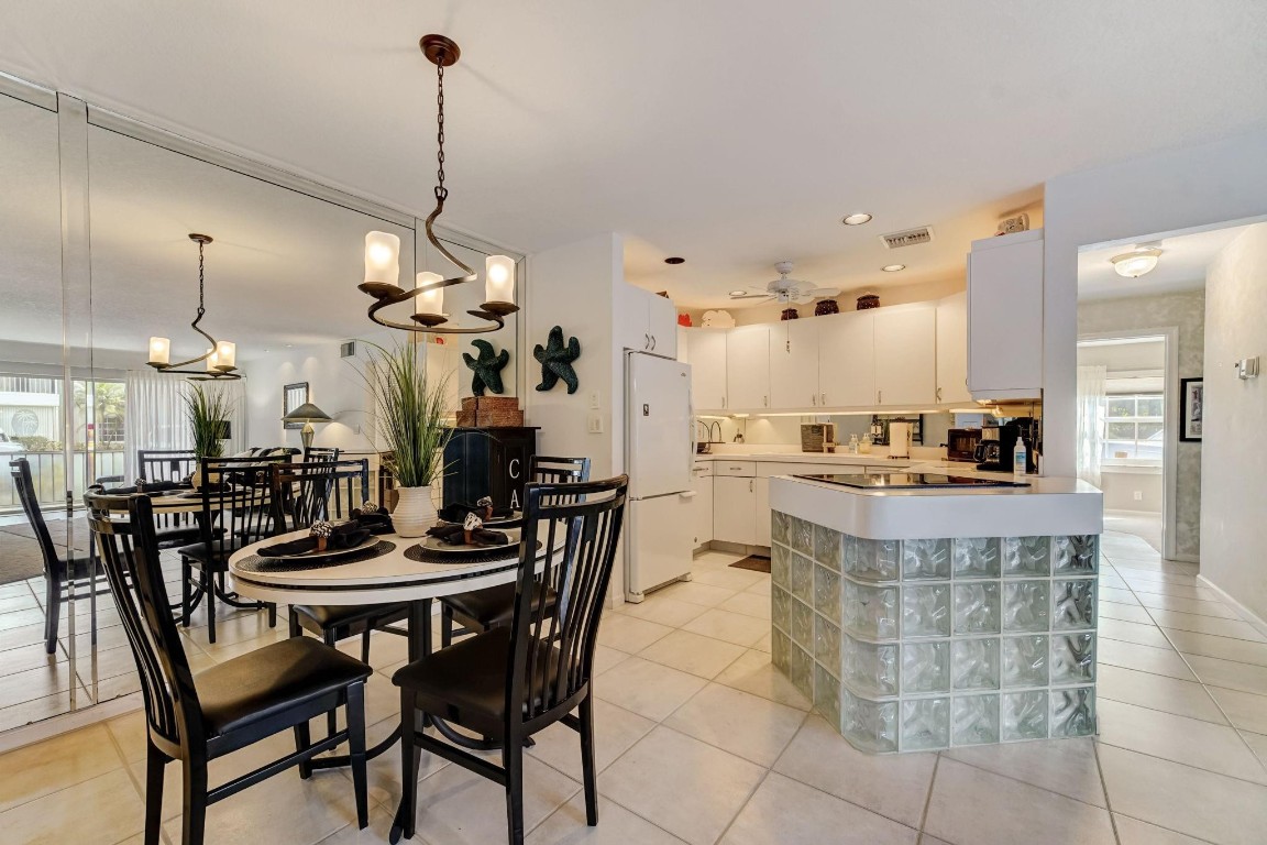 BAY COLONY CLUB - Residential