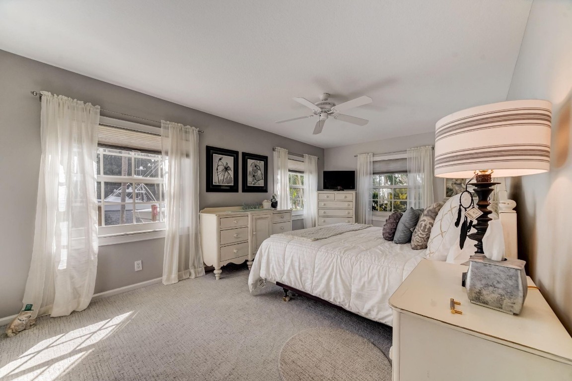 BAY COLONY CLUB - Residential