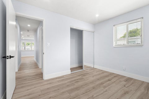 Tiny photo for 160 NE 60TH Street, Oakland Park, FL 33334 (MLS # B26072738)