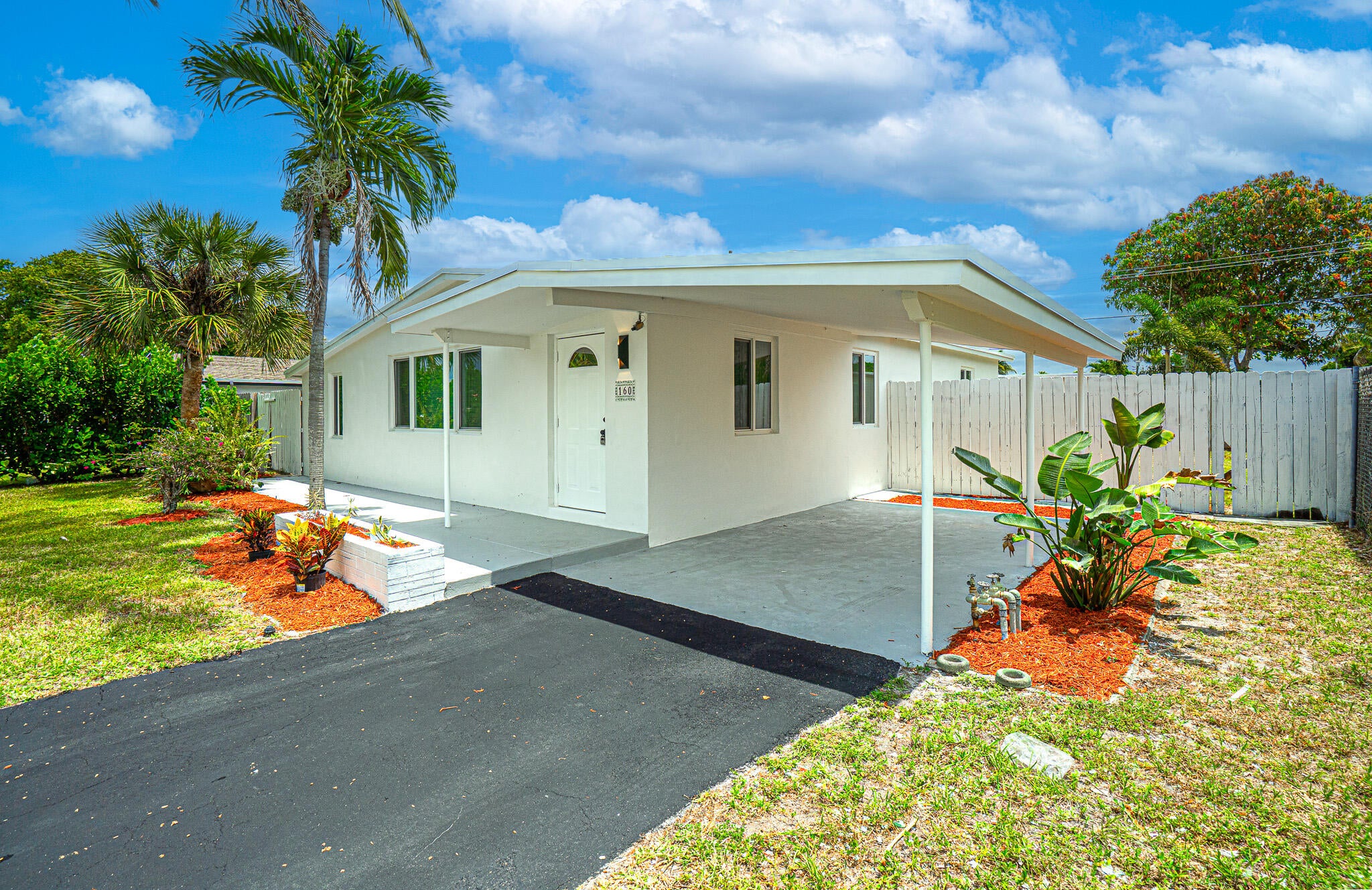 160 NE 60TH Street