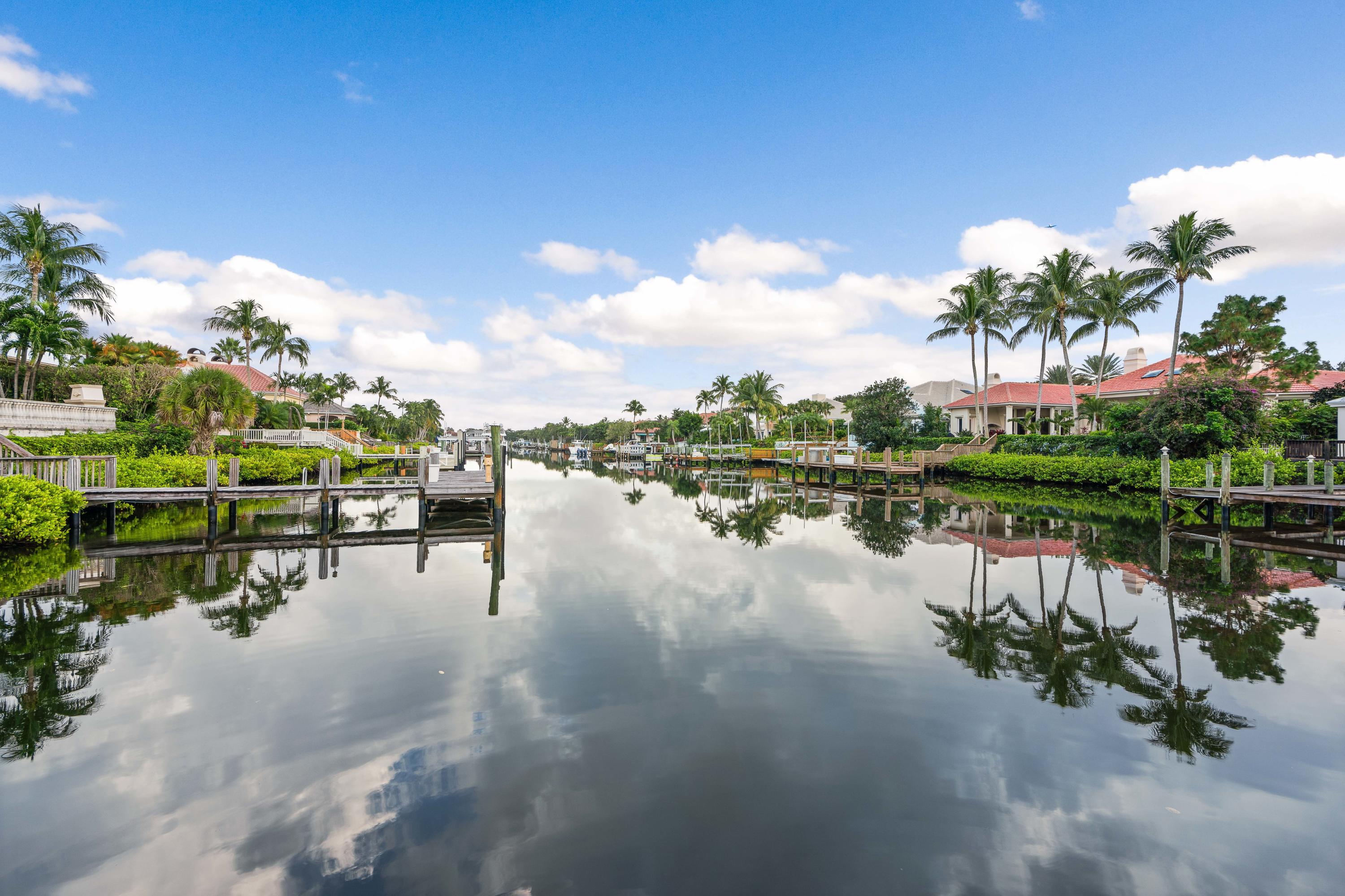 ADMIRALS COVE PAR E - Residential Lease