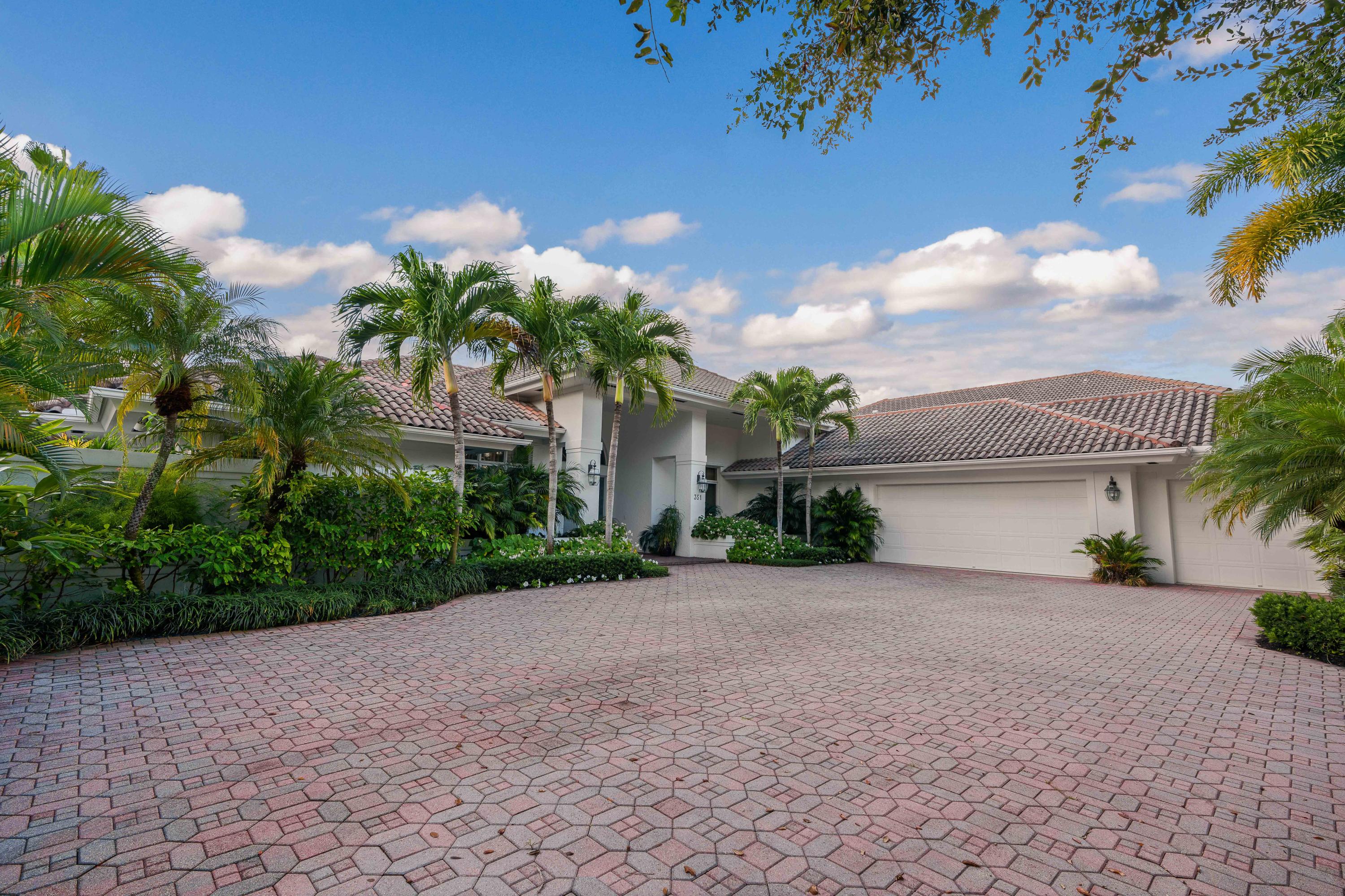 ADMIRALS COVE PAR E - Residential Lease