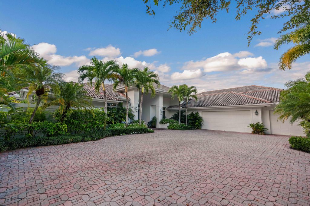 Photo of 351 Eagle Drive, Jupiter, FL 33477 (MLS # R11164447)