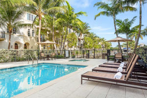 ESTANCIA AT BOYNTON BEACH - Residential