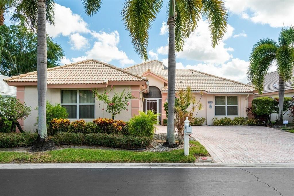 Photo of 2708 Pointe Circle Cir, Green Acres, FL 33413 (MLS # R10741562)