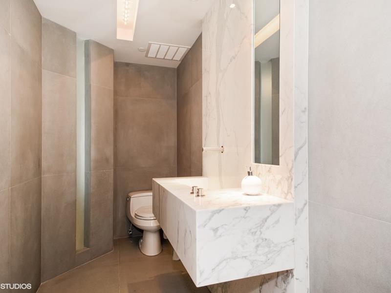 Le Club International - Residential