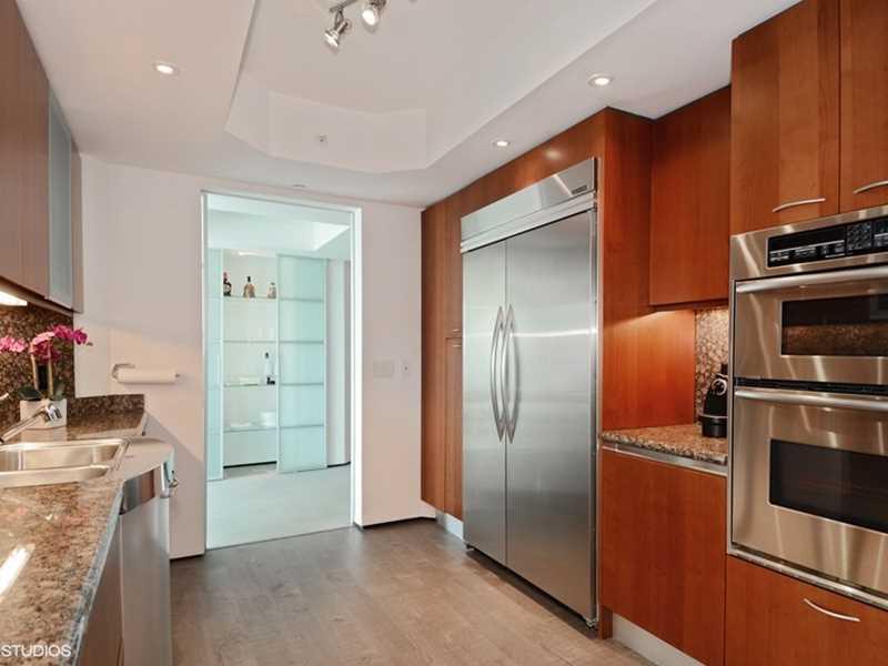 Le Club International - Residential