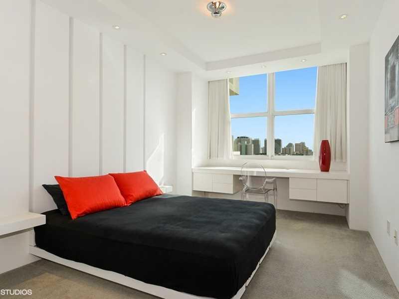 Le Club International - Residential