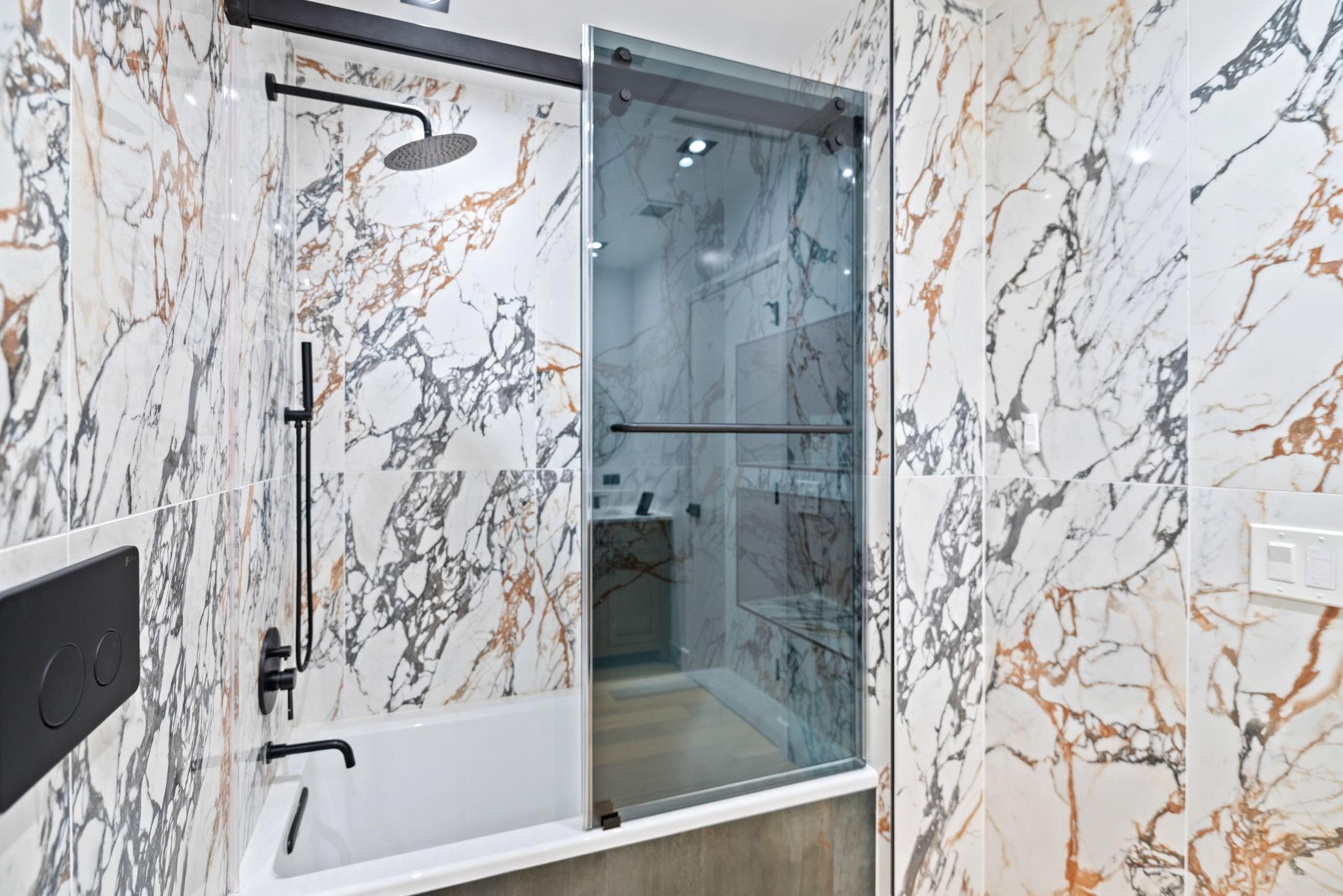 Emerald Hills 68-26 B - Residential Lease