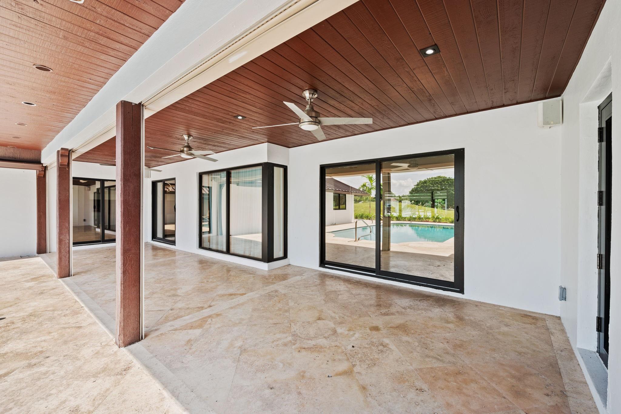 Emerald Hills 68-26 B - Residential Lease