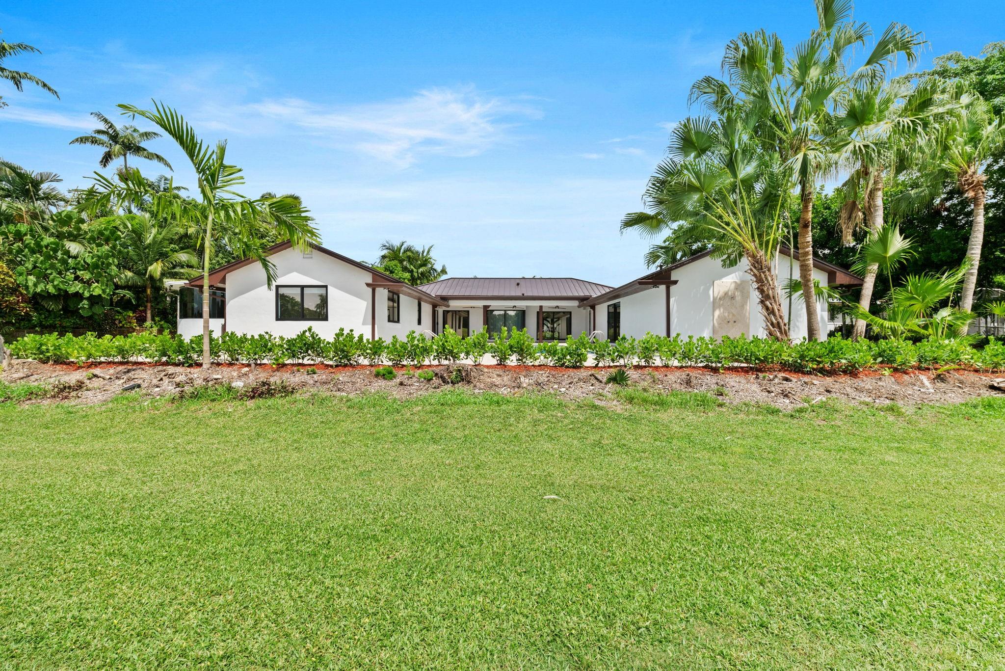 Emerald Hills 68-26 B - Residential Lease