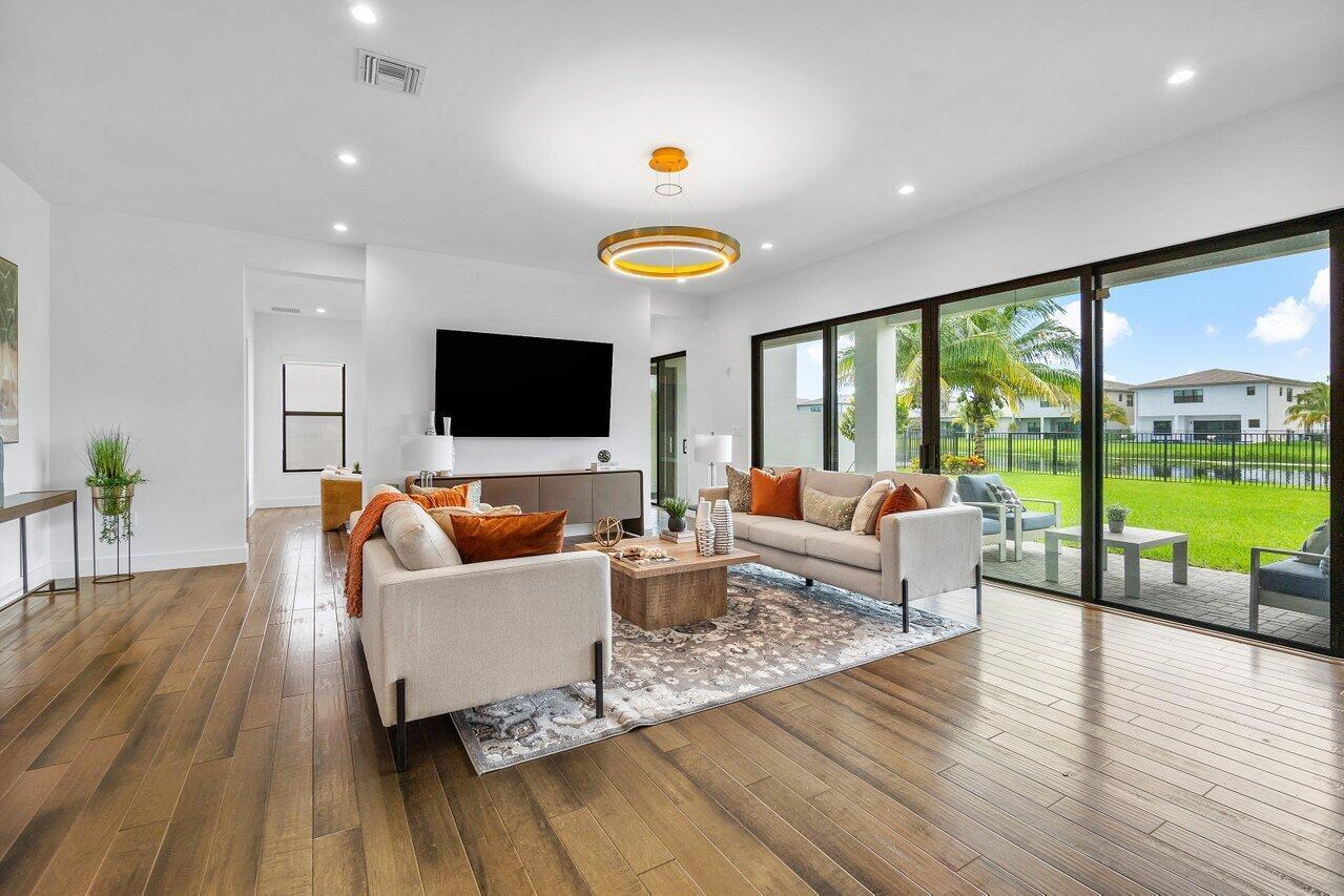 Lotus Boca Raton - Residential