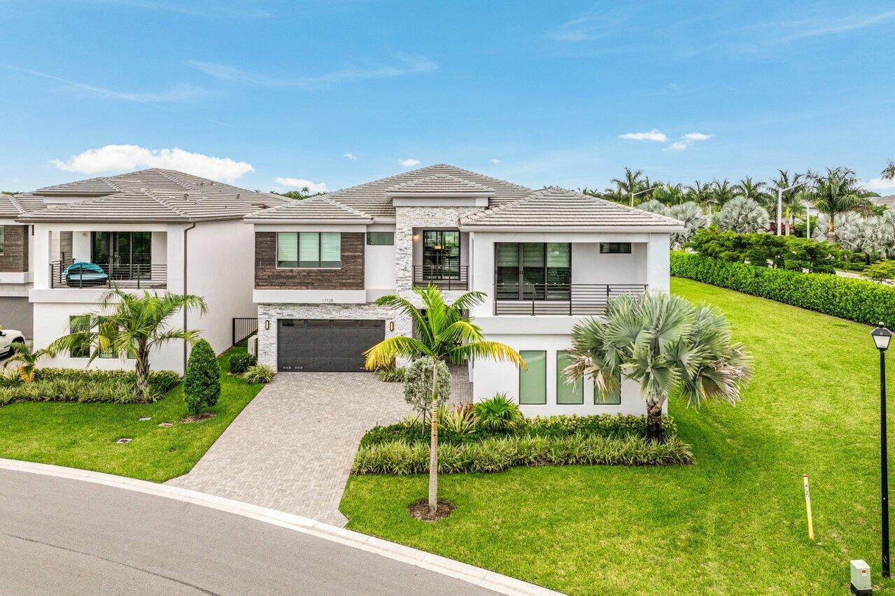 Lotus Boca Raton - Residential