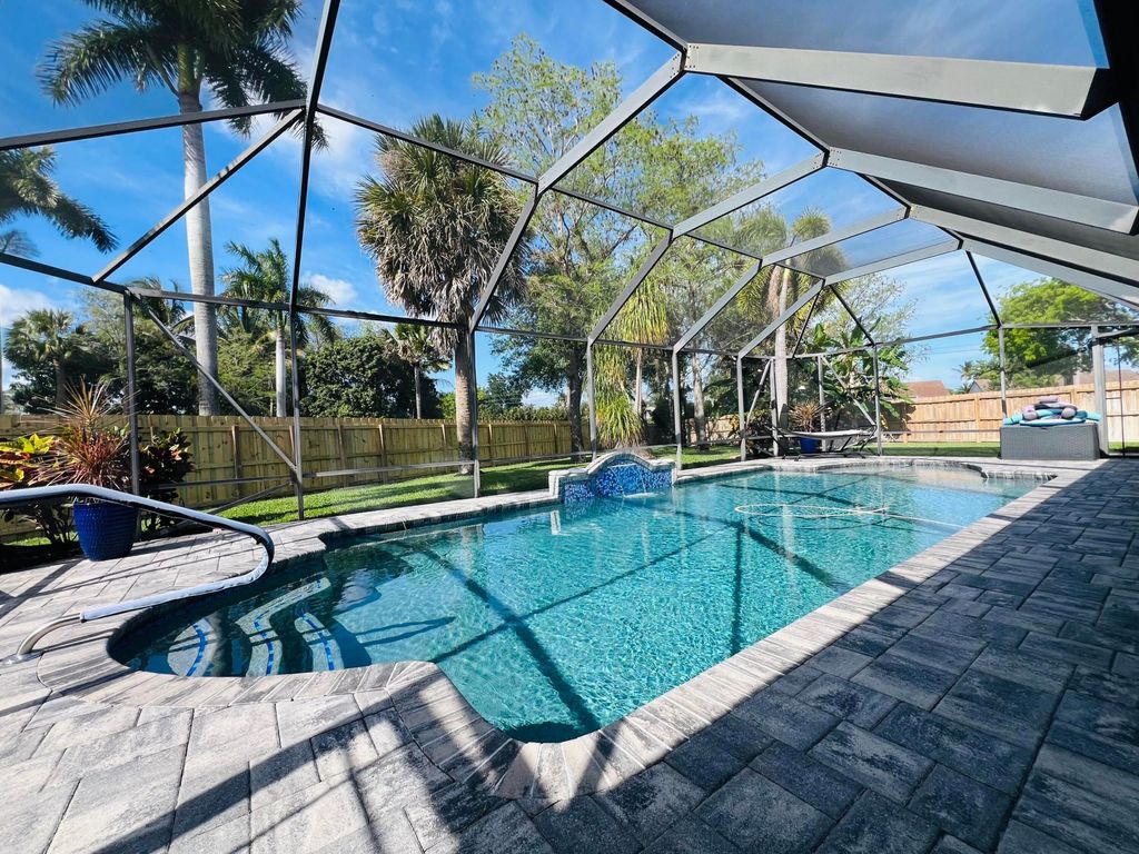 Photo of 1540 Farmington Court, Wellington, FL 33414 (MLS # B26014648)