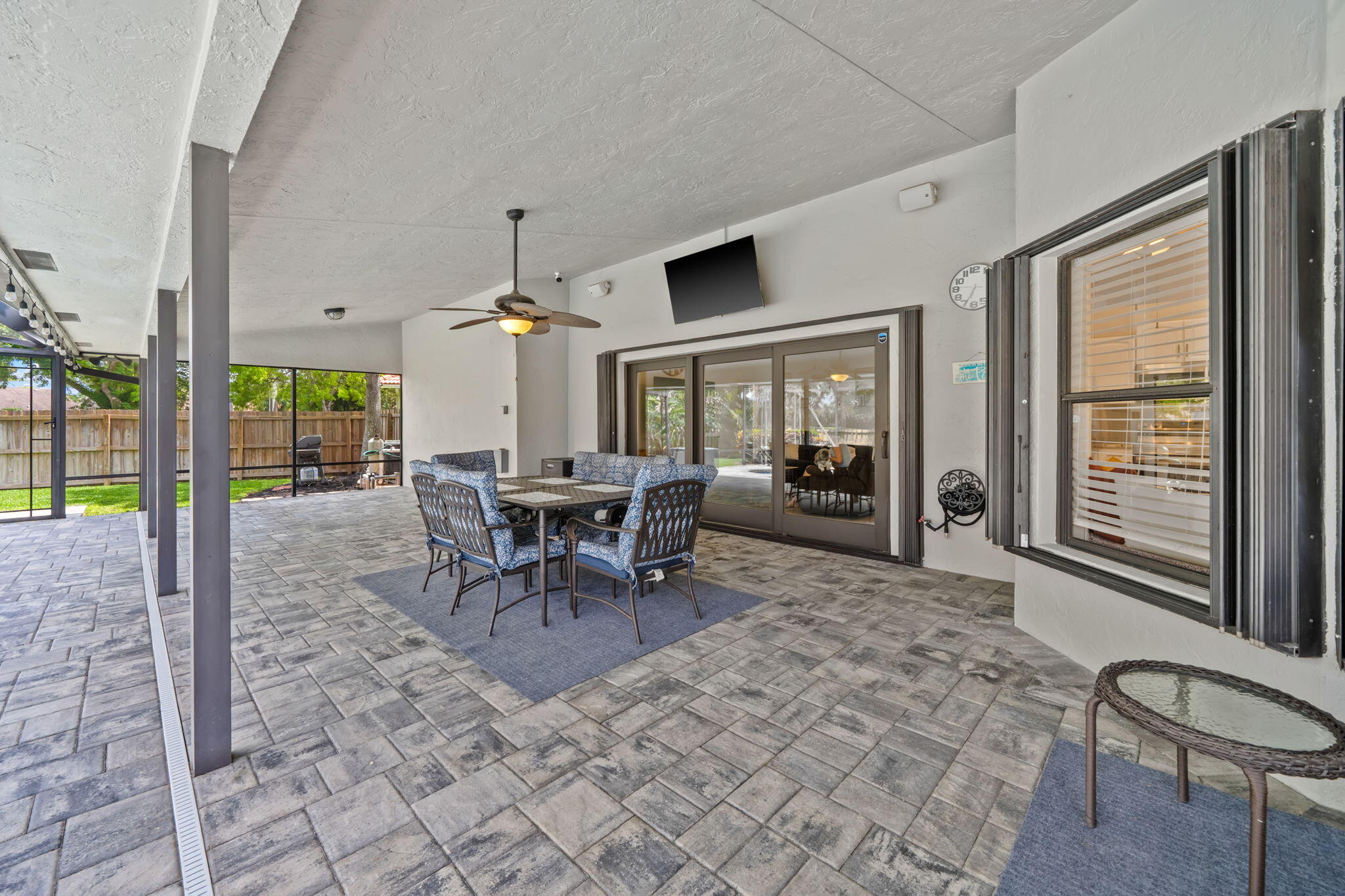 GREENVIEW SHORES 2 OF WELLINGTON - Residential