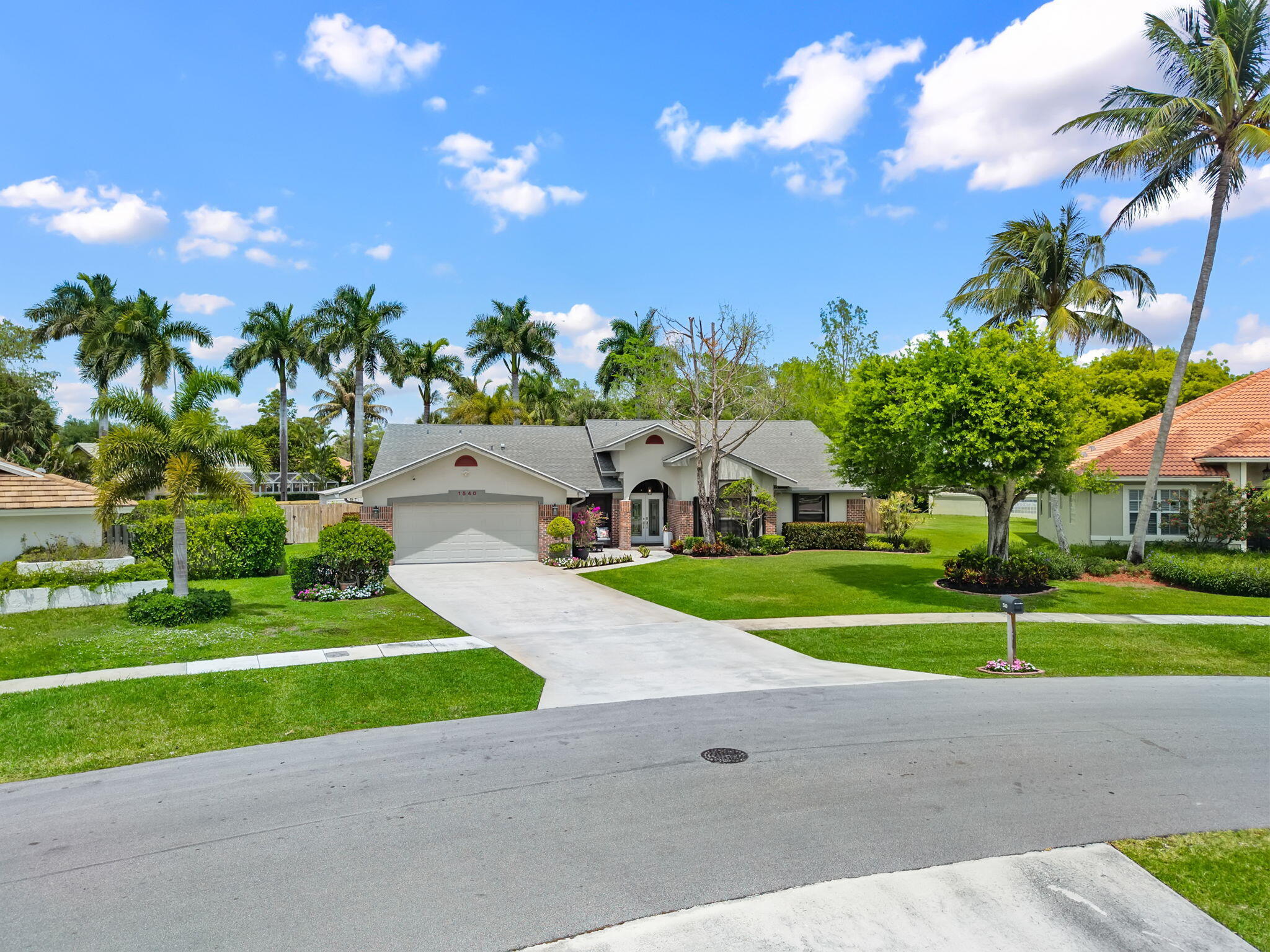 GREENVIEW SHORES 2 OF WELLINGTON - Residential