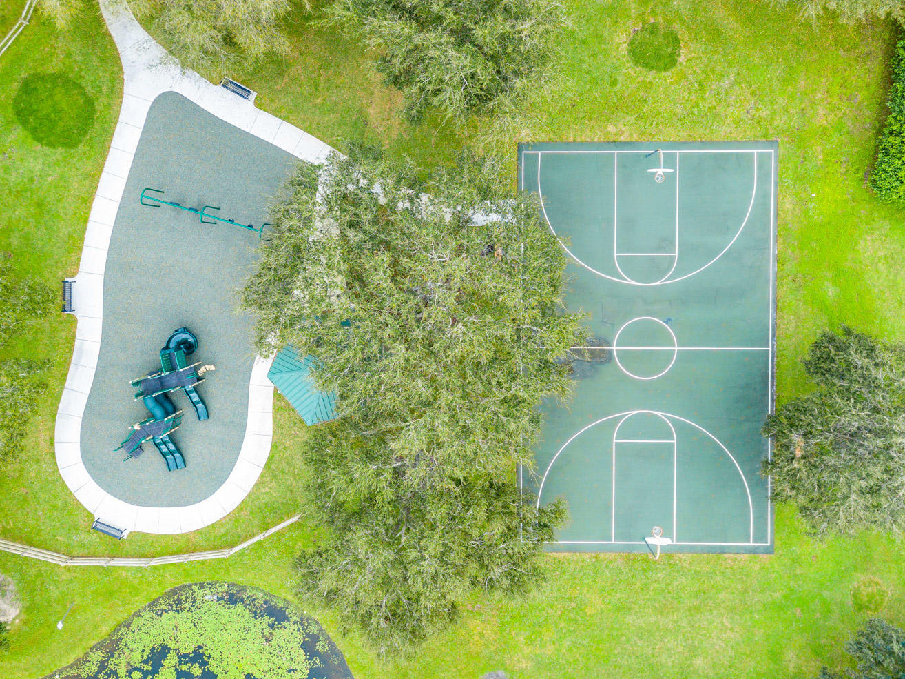 GREENVIEW SHORES 2 OF WELLINGTON - Residential